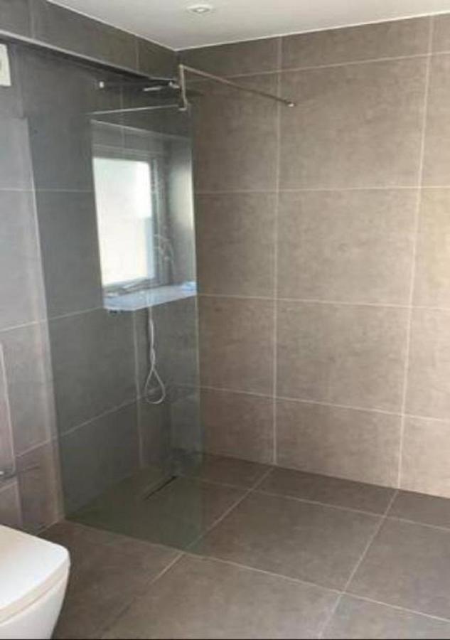 Balham, South London Spacious Guest House 1, 6 Rooms Available ภายนอก รูปภาพ
